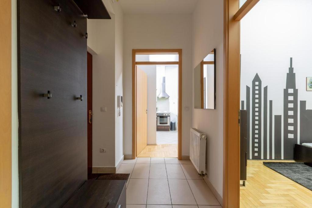 Downtown Home In The Gozsdu Garden Budapest Ngoại thất bức ảnh